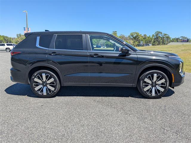 new 2025 Mitsubishi Outlander car, priced at $25,875