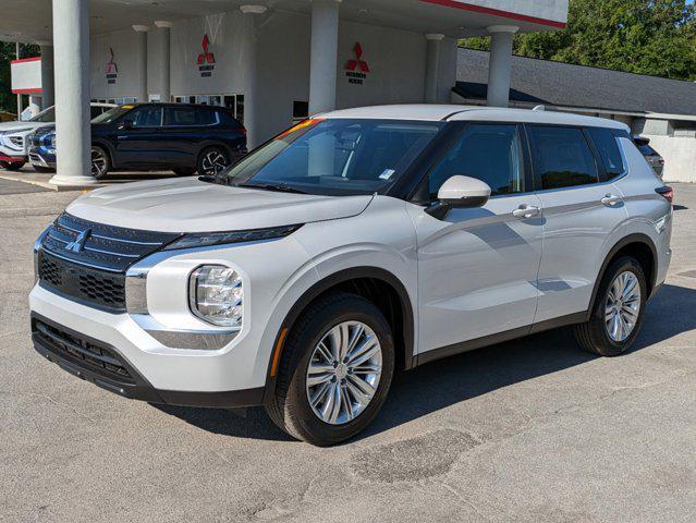 new 2024 Mitsubishi Outlander car, priced at $23,095