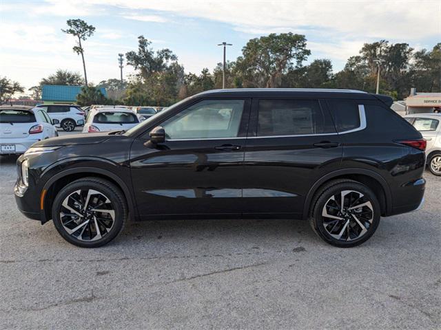 new 2024 Mitsubishi Outlander car, priced at $26,310