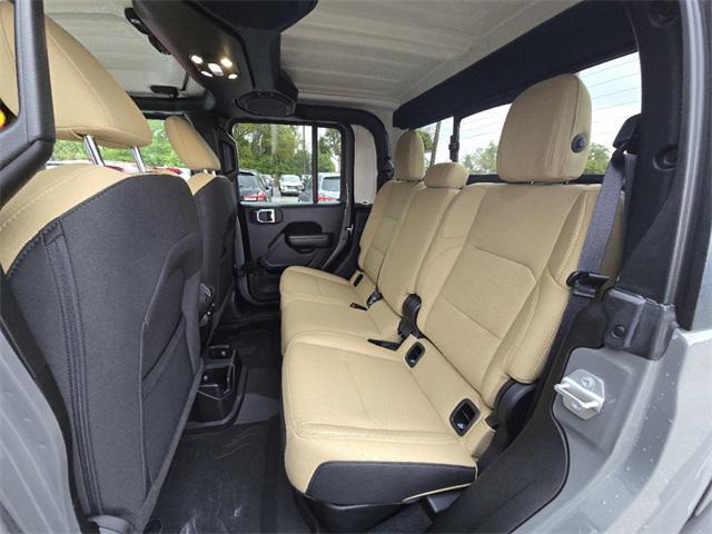 used 2021 Jeep Wrangler Unlimited car, priced at $33,394