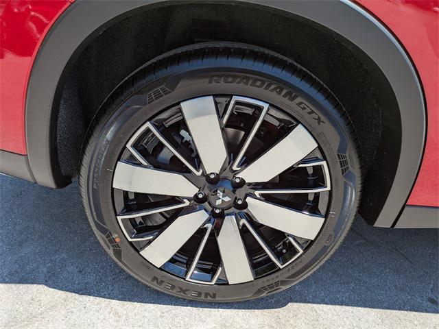 new 2025 Mitsubishi Outlander car, priced at $31,084