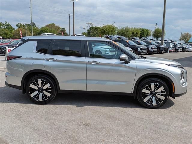 new 2025 Mitsubishi Outlander car, priced at $30,792