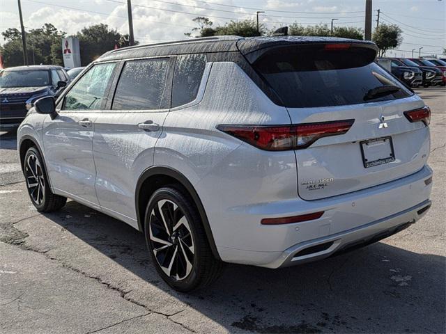 new 2024 Mitsubishi Outlander car, priced at $31,339