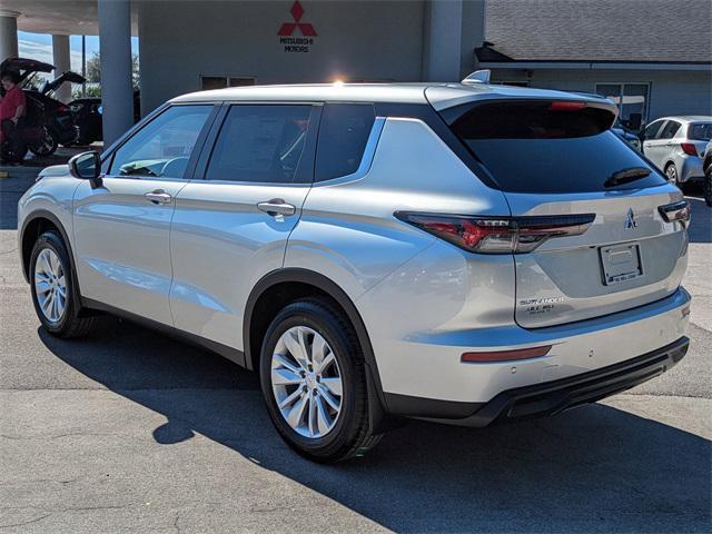new 2025 Mitsubishi Outlander car, priced at $26,576