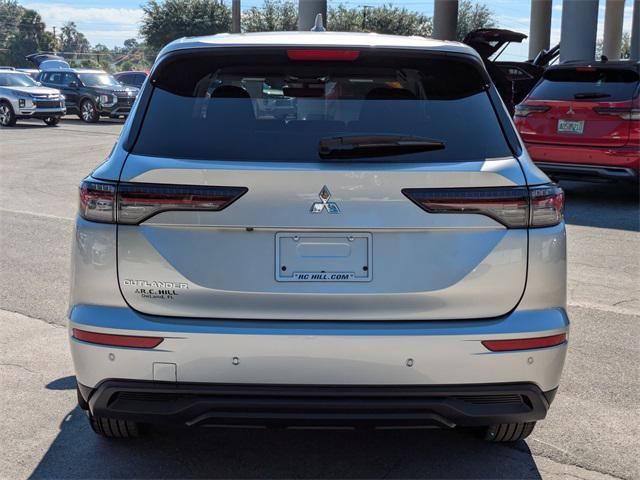 new 2025 Mitsubishi Outlander car, priced at $26,576