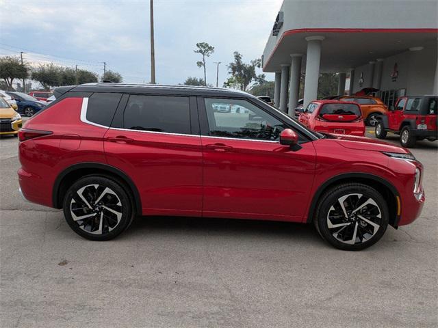 new 2024 Mitsubishi Outlander car, priced at $28,375