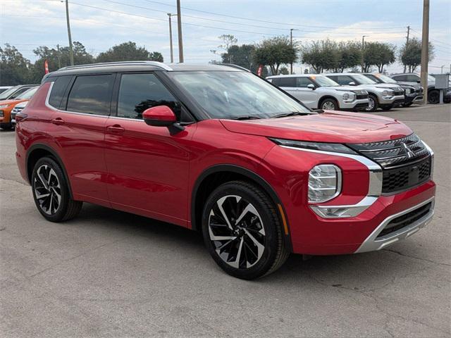 new 2024 Mitsubishi Outlander car, priced at $28,375