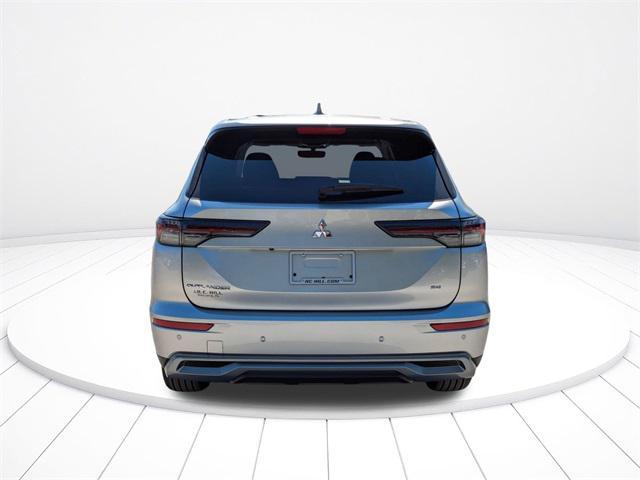 new 2025 Mitsubishi Outlander car, priced at $29,160
