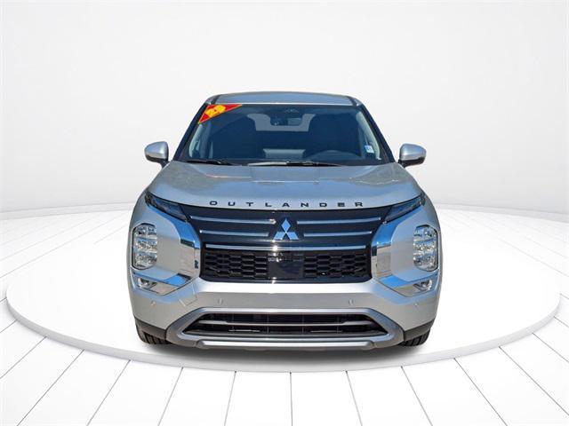 new 2025 Mitsubishi Outlander car, priced at $29,160