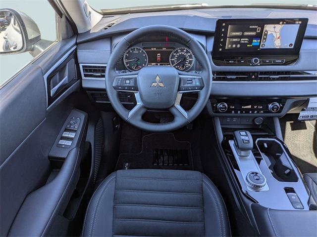 new 2025 Mitsubishi Outlander car, priced at $29,160
