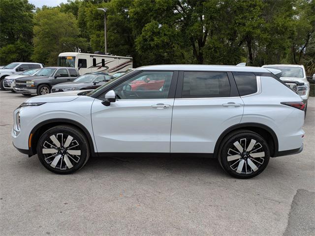 new 2025 Mitsubishi Outlander car, priced at $29,803