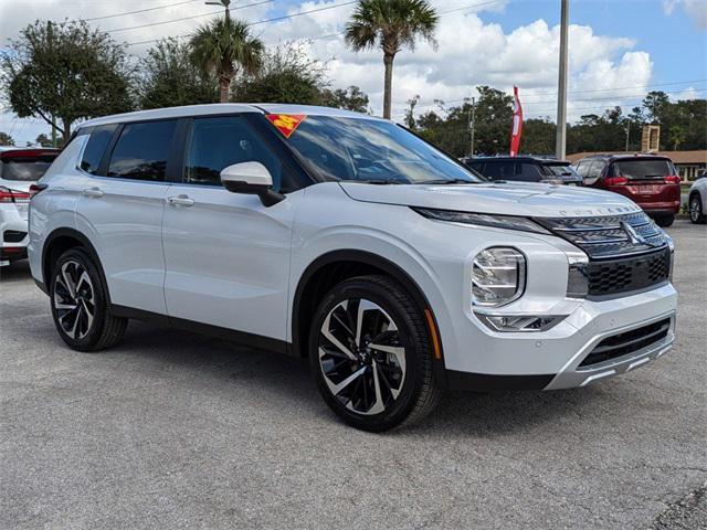 new 2024 Mitsubishi Outlander car, priced at $30,590