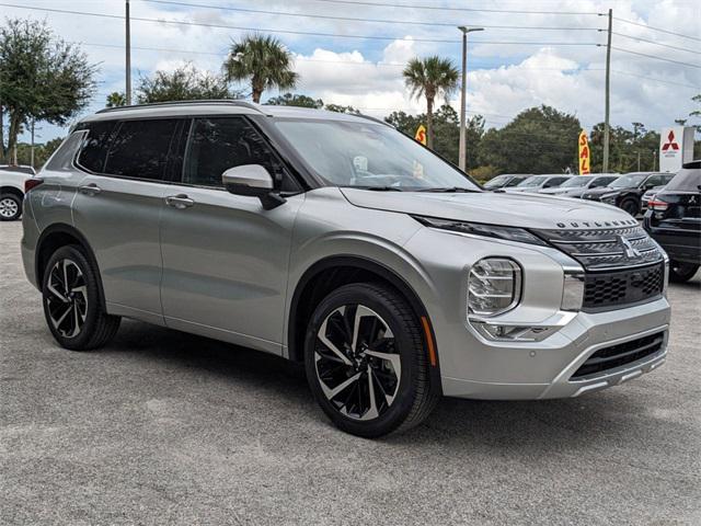 new 2024 Mitsubishi Outlander car, priced at $29,715