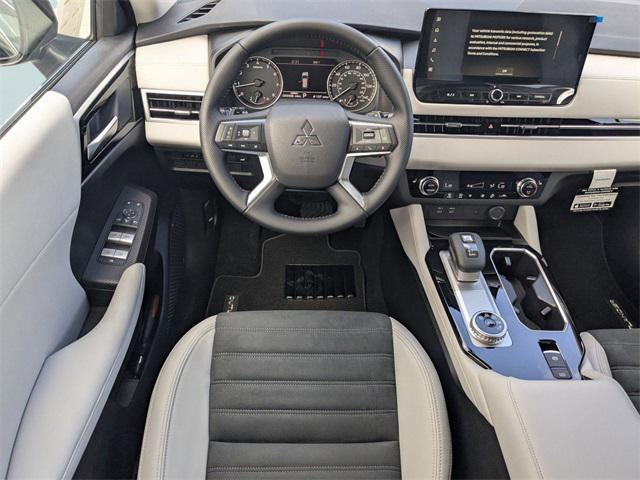 new 2025 Mitsubishi Outlander car, priced at $30,092