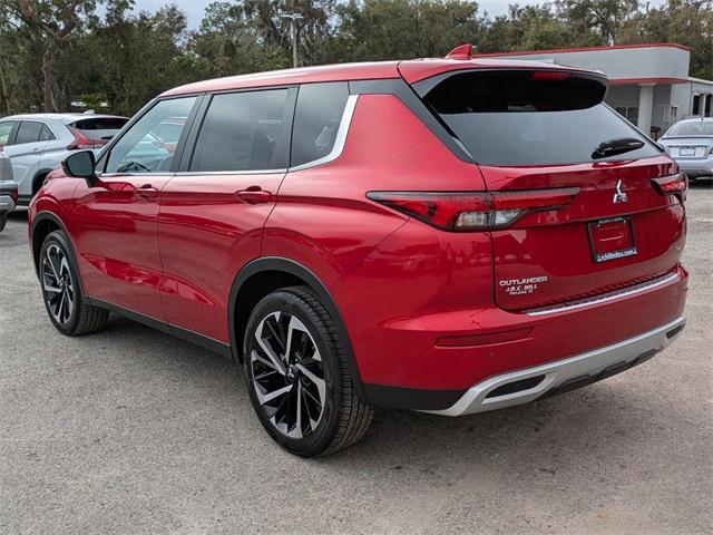 new 2024 Mitsubishi Outlander car, priced at $27,245