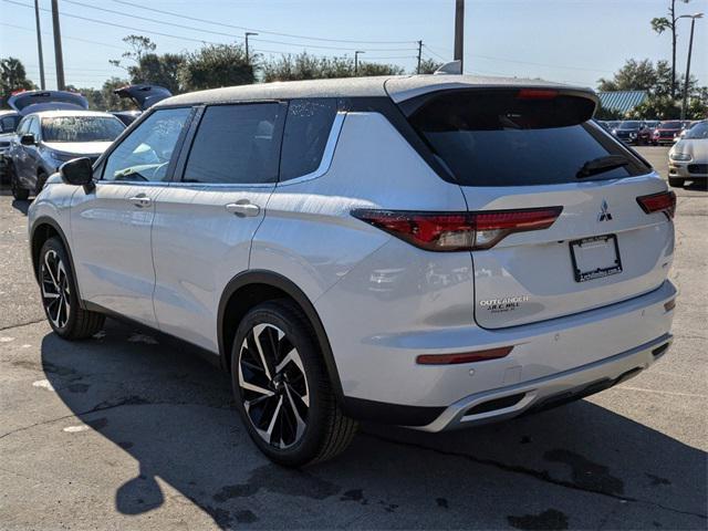 new 2024 Mitsubishi Outlander car, priced at $30,065