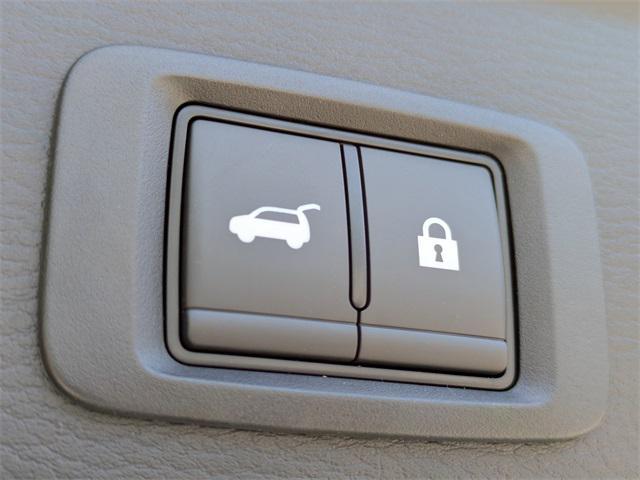 new 2025 Mitsubishi Outlander car, priced at $27,293