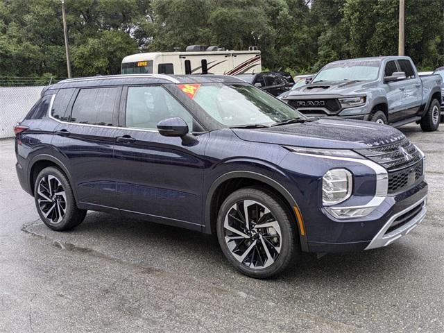 new 2024 Mitsubishi Outlander car, priced at $33,650