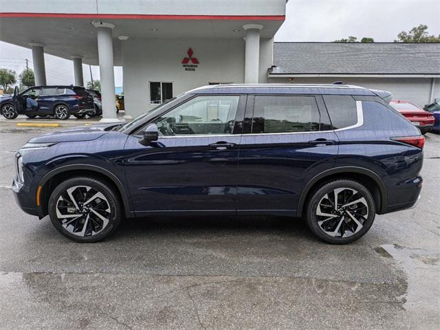 new 2024 Mitsubishi Outlander car, priced at $33,650