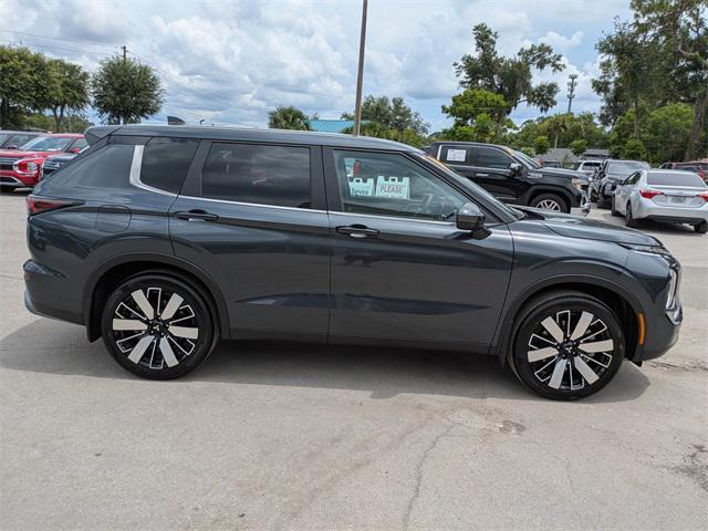 new 2025 Mitsubishi Outlander car, priced at $26,068