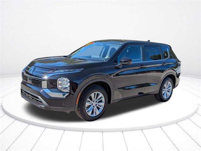 new 2025 Mitsubishi Outlander car, priced at $26,528
