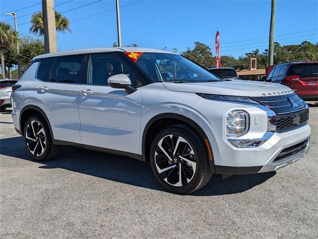 new 2024 Mitsubishi Outlander car, priced at $24,915