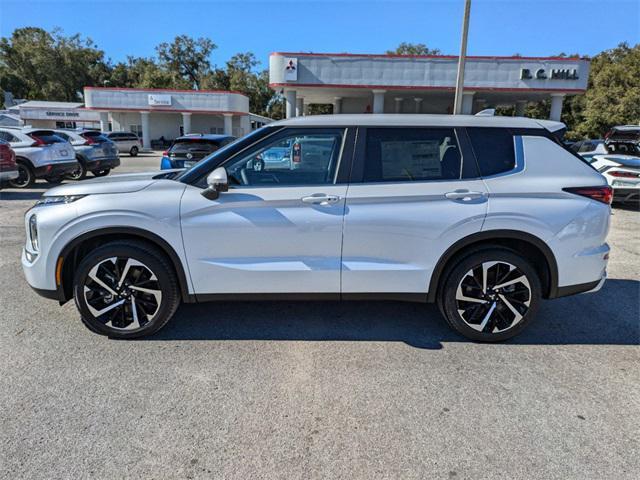 new 2024 Mitsubishi Outlander car, priced at $24,915