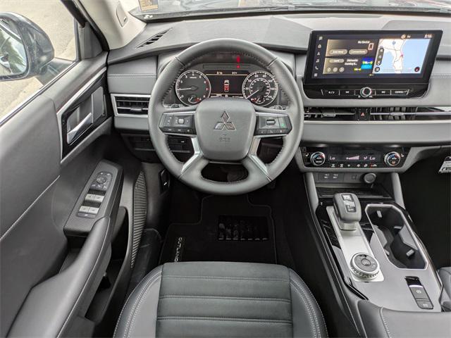 new 2025 Mitsubishi Outlander car, priced at $26,057