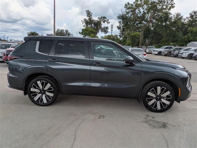 new 2025 Mitsubishi Outlander car, priced at $26,057