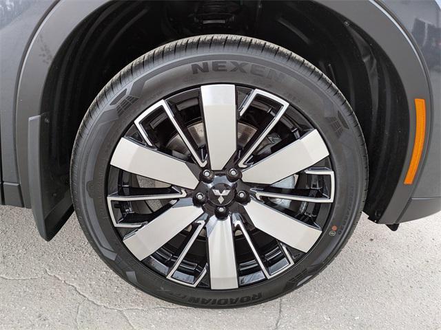 new 2025 Mitsubishi Outlander car, priced at $26,057