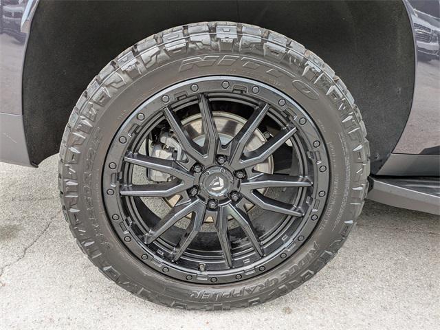 used 2022 Chevrolet Suburban car, priced at $57,556