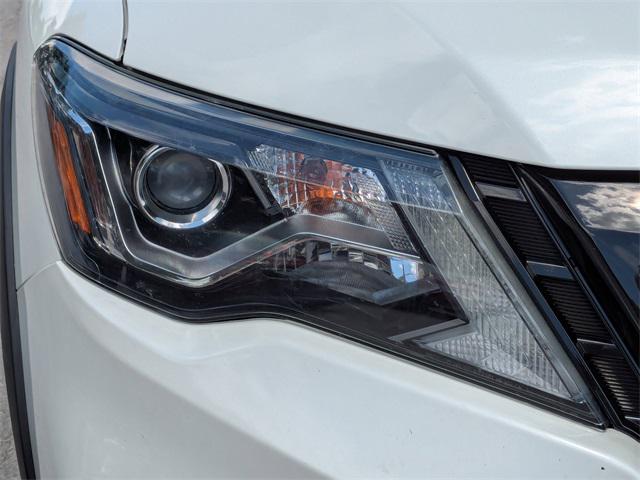 used 2020 Nissan Pathfinder car, priced at $15,000