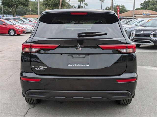 new 2024 Mitsubishi Outlander car, priced at $25,620