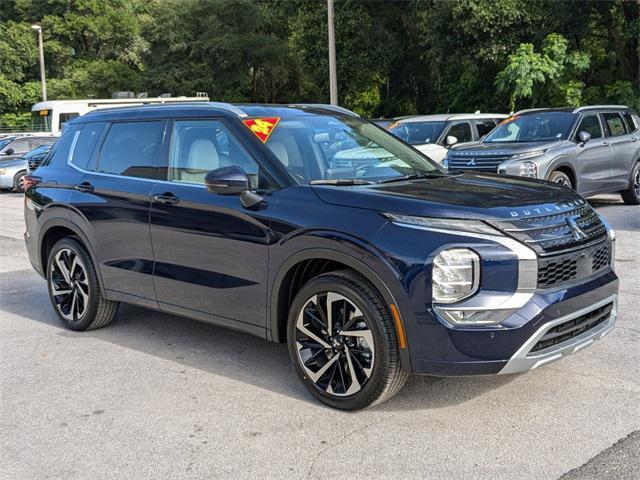 new 2024 Mitsubishi Outlander car, priced at $30,202