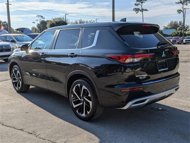 new 2024 Mitsubishi Outlander car, priced at $28,115