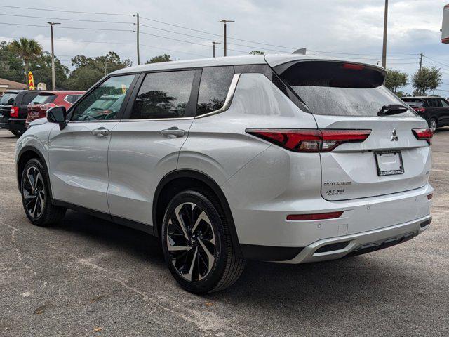 new 2024 Mitsubishi Outlander car, priced at $28,400