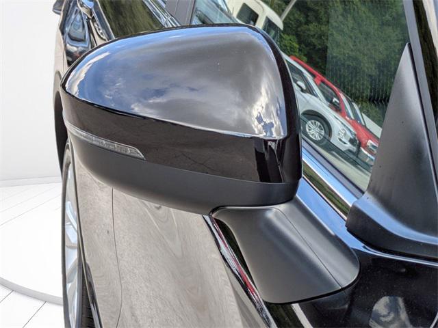 new 2025 Mitsubishi Outlander car, priced at $25,428