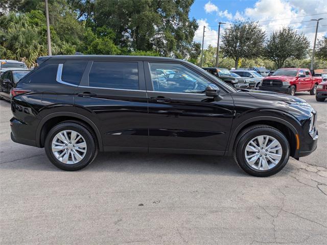 new 2025 Mitsubishi Outlander car, priced at $25,754