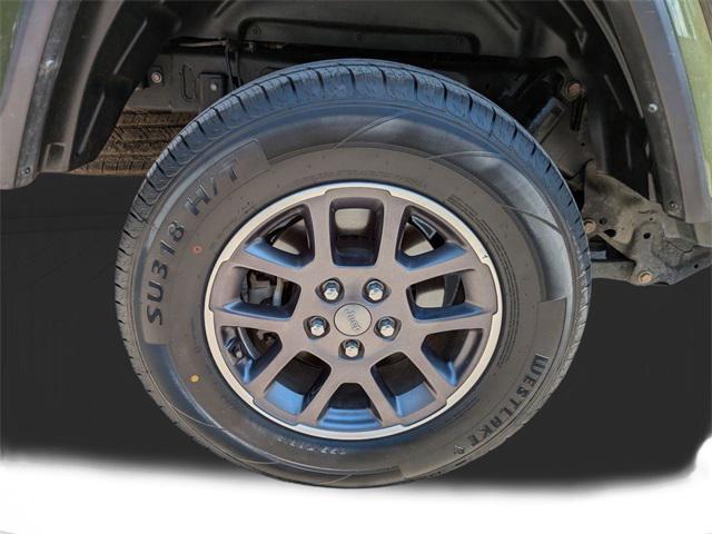 used 2023 Jeep Gladiator car, priced at $25,800