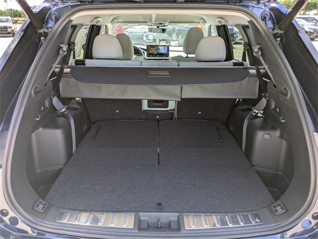 new 2025 Mitsubishi Outlander car, priced at $26,915