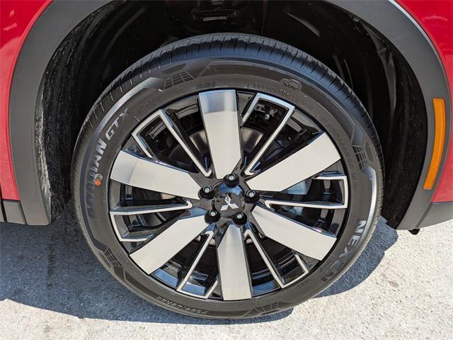 new 2025 Mitsubishi Outlander car, priced at $29,803