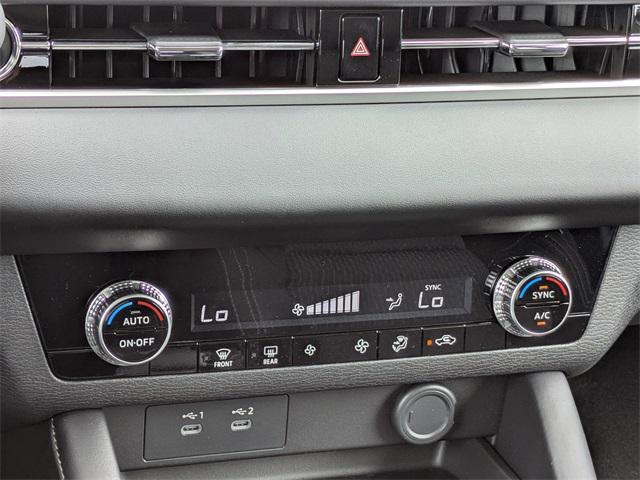 new 2025 Mitsubishi Outlander car, priced at $26,224