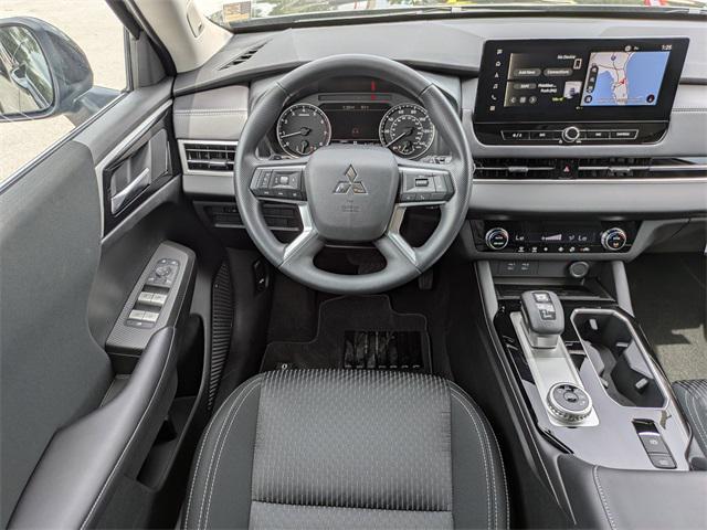 new 2025 Mitsubishi Outlander car, priced at $26,224