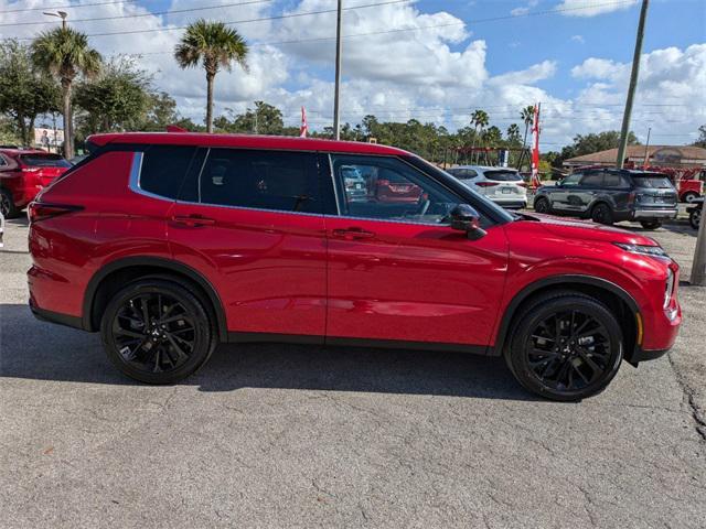 new 2024 Mitsubishi Outlander car, priced at $28,360