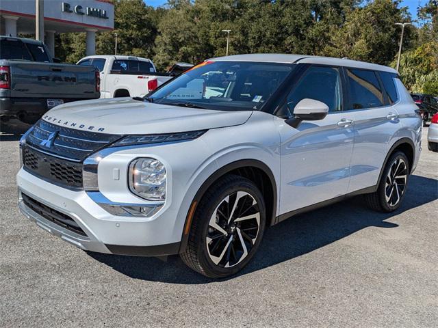 new 2024 Mitsubishi Outlander car, priced at $24,915