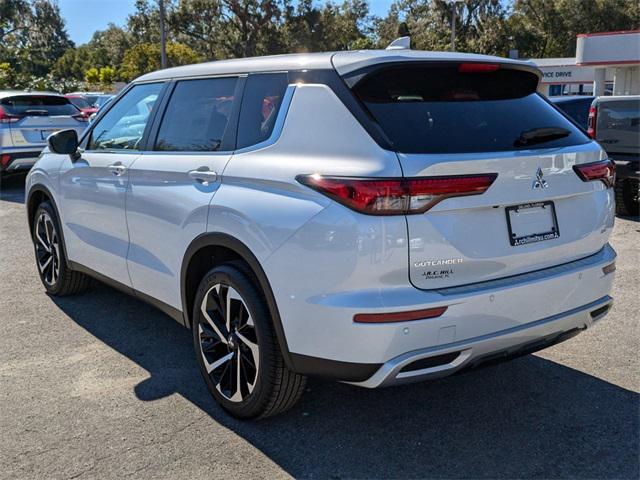 new 2024 Mitsubishi Outlander car, priced at $24,915