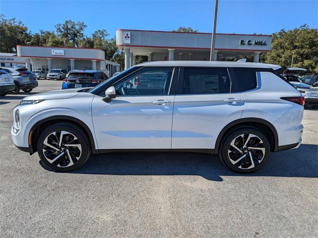 new 2024 Mitsubishi Outlander car, priced at $24,915