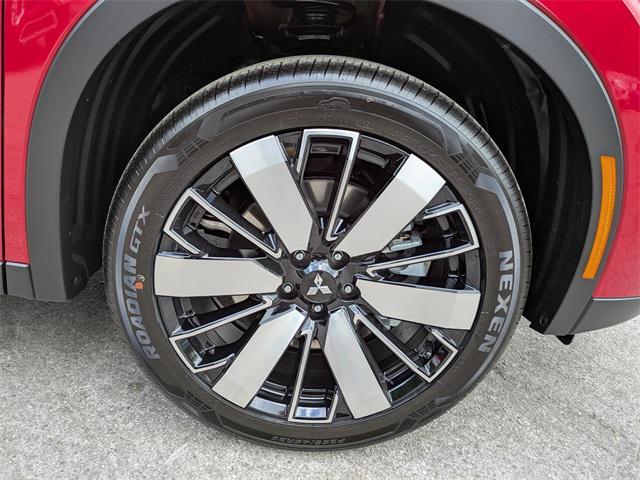 new 2025 Mitsubishi Outlander car, priced at $29,841