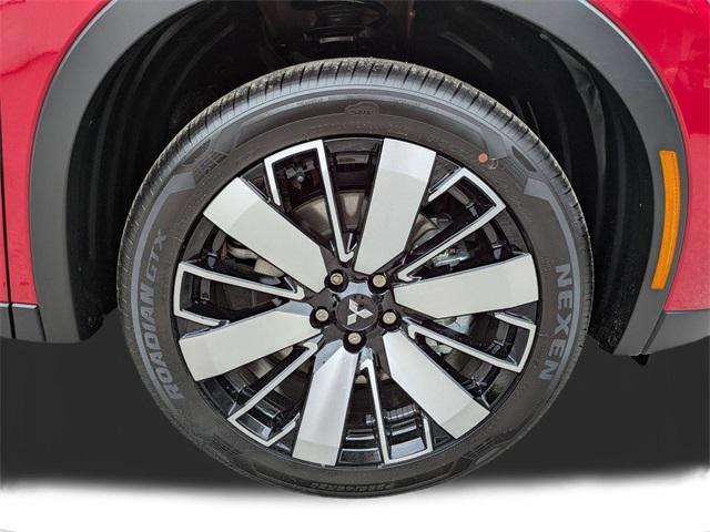 new 2025 Mitsubishi Outlander car, priced at $32,684