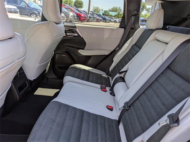 new 2025 Mitsubishi Outlander car, priced at $29,757